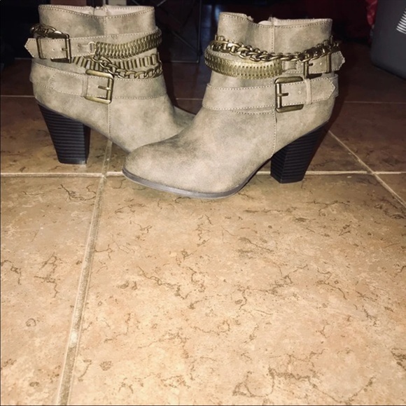 Just Fab booties - Picture 2 of 2